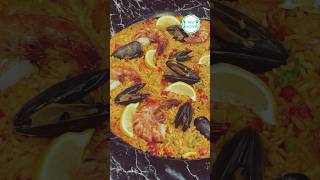 Paella espagnole en moins de 1 minute 🥘 delicuisine recettefacile paellarecipe [upl. by Shien251]