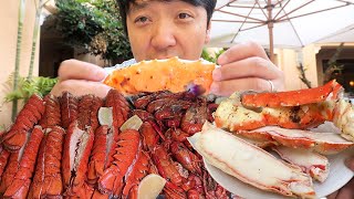 ENDLESS Caviar Lobster amp King Crab at LEGENDARY Miami Seafood BRUNCH BUFFET [upl. by Spearing739]