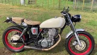 Yamaha SR 400 quotCafe Racerquot [upl. by Nore]