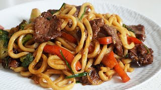 FIDEOS CON TERNERA AL ESTILO JAPONÉS EN 10 MIN UDON DE TERNERA RECETA FÁCIL [upl. by Nnitsuj]