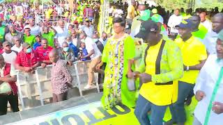 Komora Lady Performing A prayer song For Deputy President Which excited crowd at Eldoret [upl. by Suirtemed854]