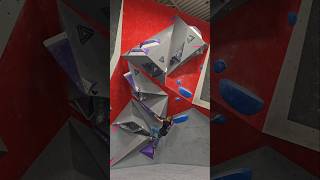 V5🟣 at Crux Boisbriand boulder rockclimbing climb bouldering climbing [upl. by Callista]