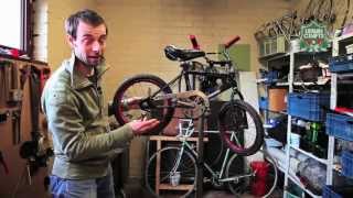 Urban Crafts Tutorial Span je fietsketting aan [upl. by Sydelle]