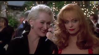 Death becomes Her 1992 Madaline runs into Helen at a party scene [upl. by Einahc]