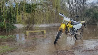 Crue de lAllier ballade en DRZ 400 [upl. by Saalocin658]