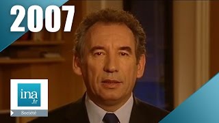 François Bayrou  Campagne présidentielle 2007  Archive INA [upl. by Laved]