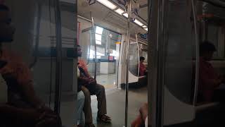 How metro doors work in Kolkata metro  shorts ytshorts [upl. by Supen580]