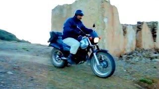 منافسة ما بين دراجة ياماها وبياجيو في جبال تافوغالت Yamaha Tw125 and Piaggio [upl. by Olnay]