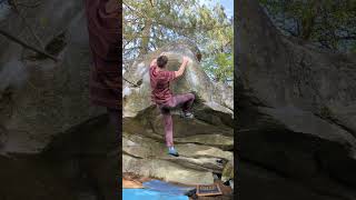 Le Détonateur assis  7B  Beauvais Hameau bouldering climber rockclimbing fontainebleau [upl. by Annoyed550]