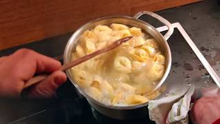 Repas facile bon et pas cher  Tortellinis Ricotta Epinards [upl. by Adiaz502]