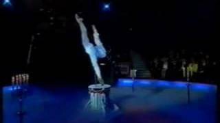 Oleg Izossimov handstand Stars in der manege [upl. by Stefanac549]