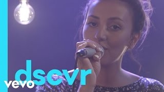 Namika  Lieblingsmensch – Vevo dscvr Live [upl. by Idalia]