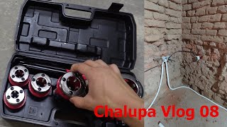 Chalupa Vlog 08  Rekonstrukce domu  Řezání závitů závitořeznou hlavou a počátky elektroinstalace [upl. by Aidnis404]