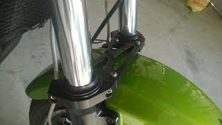 ZRX1200 Bug Guard removal for Fork Brace Install [upl. by Anette]