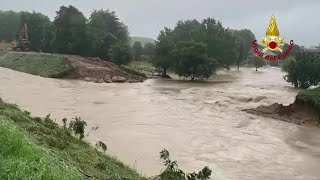 Alluvione Veneto esonda il fiume Muson nel padovano Diverse abitazioni isolate [upl. by Jemina]