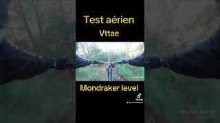 Test aérien double 8 mètres mondraker level xr [upl. by Stafani]