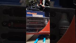 Installing a set of long aluminium GTS shock absorberen on my Traxxas Defender part 1 [upl. by Eveleen87]