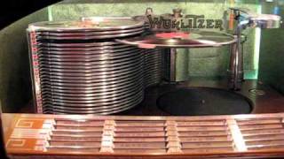 Wurlitzer jukebox model 800 1940 [upl. by Cirek]