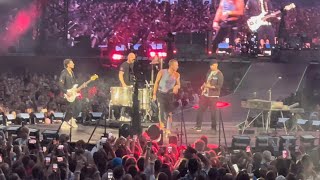 Coldplay Hymn For The Weekend 4K  Live Brussels 06082022 [upl. by Chaney]