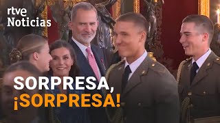 LEONOR El MOMENTO VIRAL en el que la PRINCESA ve a sus COMPAÑEROS de la ACADEMIA de ZARAGOZA  RTVE [upl. by Rochemont]