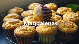 Magdalenas esponjosas receta fácil [upl. by Alegna116]