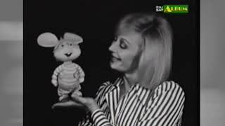 Raffaella Carrà  Topo Gigio  Canzonissima  1974 [upl. by Schmeltzer571]