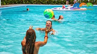 Ferienpark in Holland mit Schwimmbad [upl. by Cynarra]