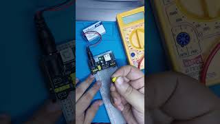 Breadboard power supply kaise use karte hain [upl. by Neehs]