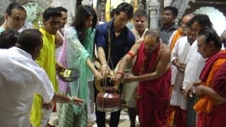 Tiger Shroff amp Kriti Sanon SPOTTED at Babulnath TEMPLE [upl. by Iroc]