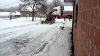 Antonio Carraro 4000 Tigre Snow Plowing [upl. by Akinwahs307]