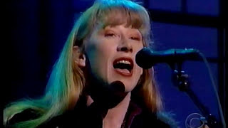 LOREENA MCKENNITT 🎤 The Mummers Dance 🎶 Live 1998 [upl. by Drewett]