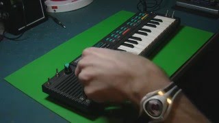 Circuit Bent Yamaha PSS30 by freeform delusion [upl. by Arhat8]