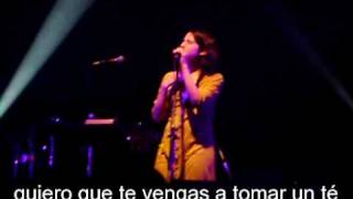 Ximena Sariñana quotCuentoquot en vivo [upl. by Emelen]