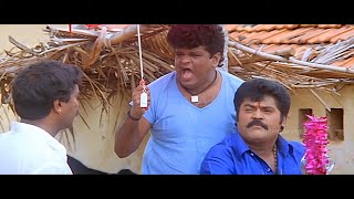 Jaggesh Watching Movie In Village Theater  Patela Part1  Blockbuster Kannada Movie [upl. by Anton]