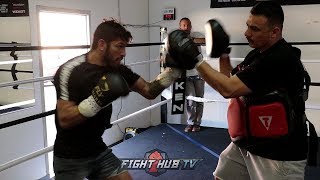 JORGE LINARES DISPLAYING KO POWER THROWING HOOKS TRAINING FOR LOMACHENKO [upl. by Aneem]