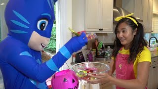 Ellie Sparkles Celebrates Halloween with Romeo from PJ Masks  Halloween Videos for Kids [upl. by Marnie]