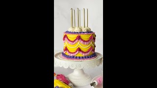 Colorful VintageInspired Lambeth Piped Cake Decorating [upl. by Sassan360]