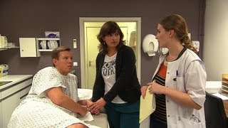 Een vreemde darmaandoening  De Kliniek  VTM [upl. by Ennayelsel418]