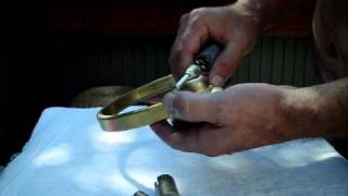 530 9909769 Toolguysrus Beta III Universal Barrel lock tool  Key usage and operation Tutorial [upl. by Enelad]