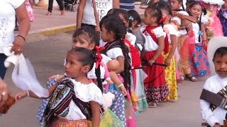 Colorido desfile revolucionario en Peto [upl. by Eiramoj]