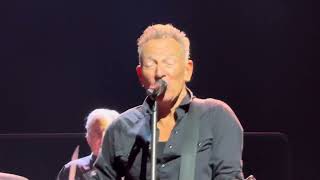 Viva Las Vegas Springsteen back in Vegas 32224 First encore… [upl. by Kreiker]