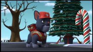 PAW Patrol Setting up The Christmas Decorations [upl. by Travis]