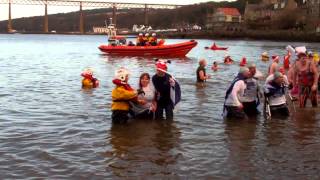 Loony Dook South Queensferry Forth Estuary By Edinburgh Scotland 2013 [upl. by Iosep794]