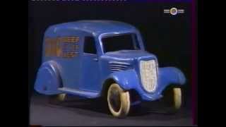 Reportage jouets anciens et Dinky Toys sur PLANETE 1 [upl. by Nosral]