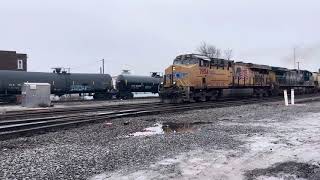 CSX G711 clears Muncie [upl. by Yorick]