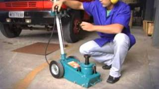 HydroPneumatic Short Trolley Jack Bovenau [upl. by Alita]