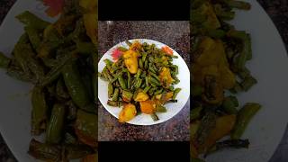 Aalu or bins ki sabji recipe food tasty shortvideos cooking easyrecipe [upl. by Letnahc]