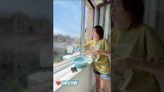 How to Clean Glass Glass Cleaner  Glass windows  How to  Mbshorts120 ❤️Gadgets chinise Gadgets [upl. by Etterb]