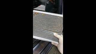 Hyundai i20 cabin air filter replacement DIY innenraum filter wechseln i20 GB [upl. by Enohpesrep]