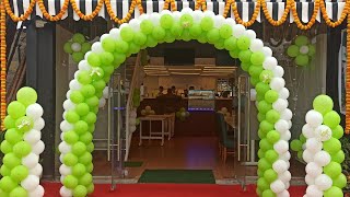 Balloon decoration ideasHow to do archZip design💚🤍💚shobha balloon decoration [upl. by Fidelity504]